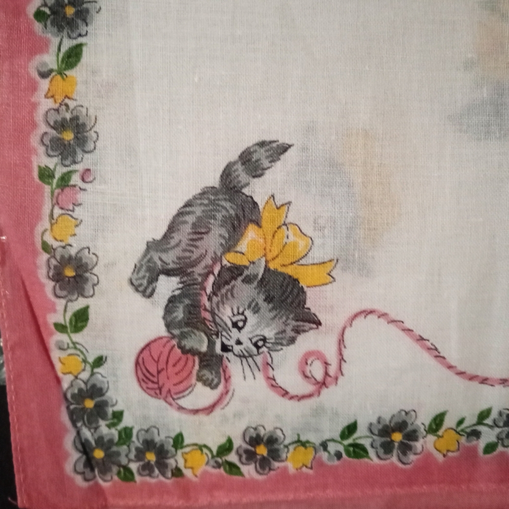 VTG NEW Never Used Crisp AnpromorphicPlayful Grey Kitty Pink White Hanky 50s/60s - Picture 4 of 12